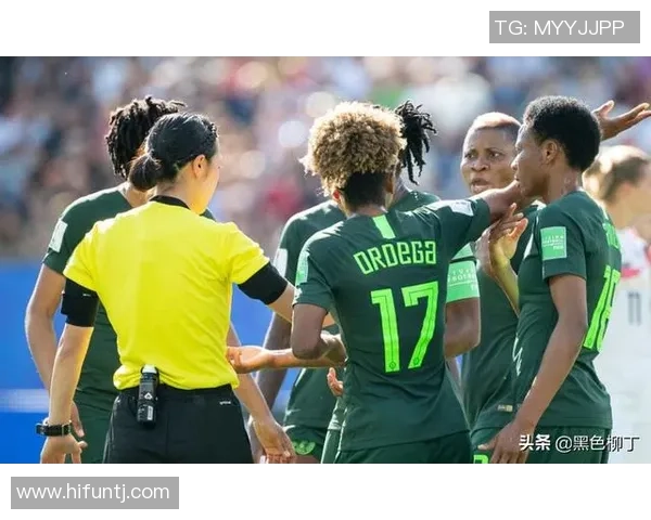 德甲焦点战热刺逆转阿森纳乌龙球引发争议判罚全场沸腾 德甲焦点战热刺逆转阿森纳乌龙球引发争议判罚全场沸腾