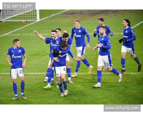 莱比锡狂胜多特蒙德4-0逆转精彩瞬间引爆全场激情集锦