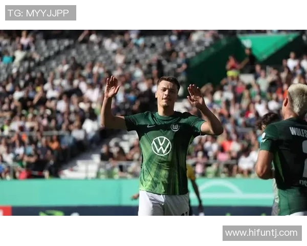 欧冠大战曼联大胜拜仁帽子戏法引发全场狂欢战术分析揭秘 欧冠大战曼联大胜拜仁帽子戏法引发全场狂欢战术分析揭秘